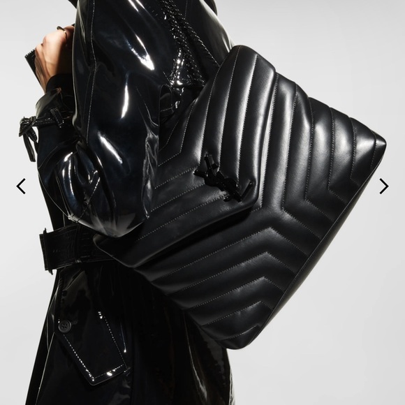 Saint Laurent Loulou Shoulder Bag Medium - black - Great Condition - Picture 5 of 7